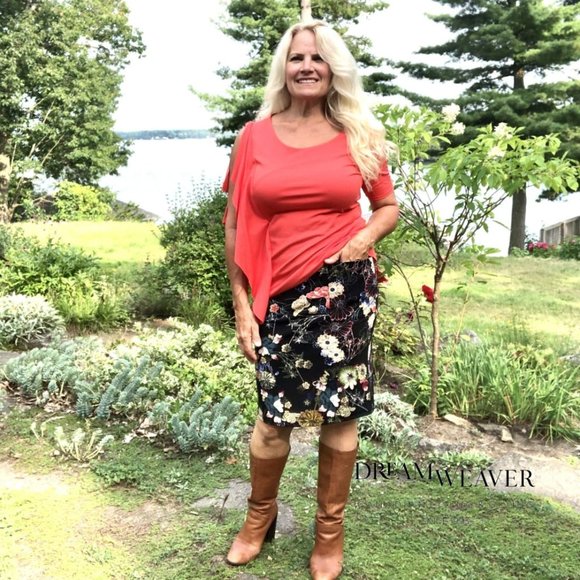 Asymmetrical Blousy Top | Coral | Rayon Bamboo - Picture 5 of 5